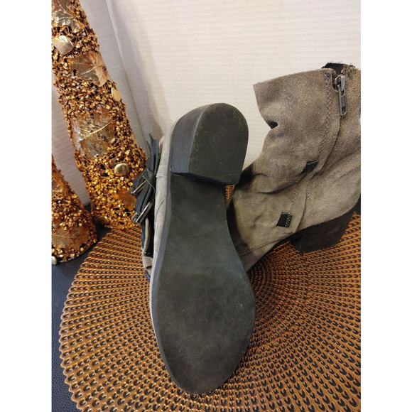 DIBA True Suede Boots Size 10 - Picture 6 of 7